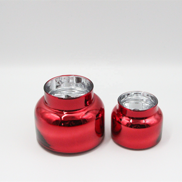 Red Lightweight Ornate Shiny Candle Holder
